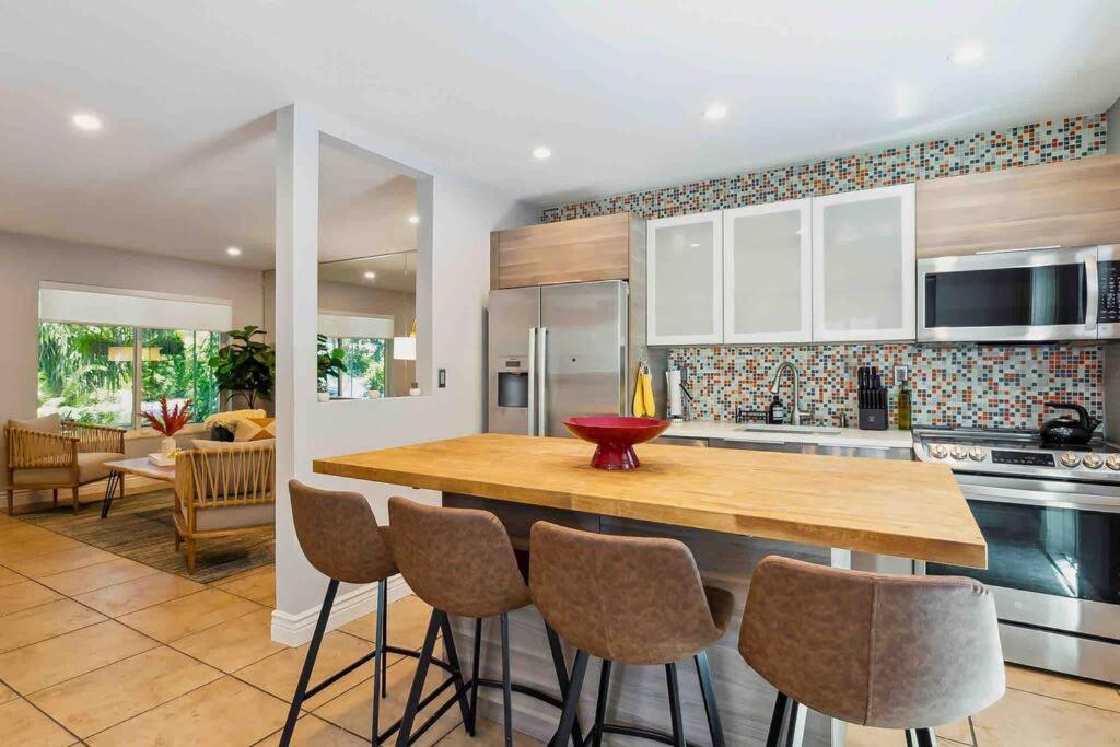 Private Oasis With Pool Near Beaches, Dining & Las Olas Fort Lauderdale Ngoại thất bức ảnh